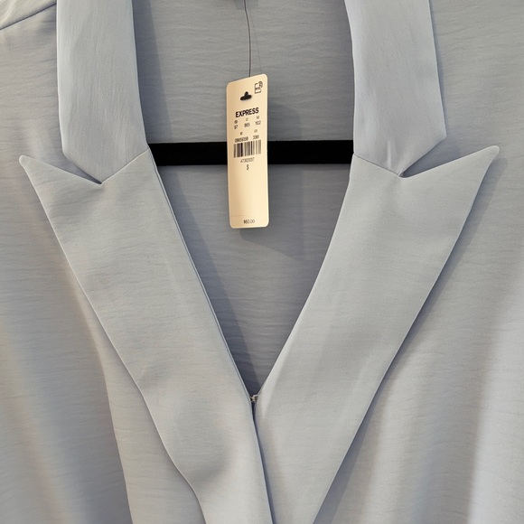 Express Collared V-Neck Faux Wrap Front Top - Picture 6 of 6